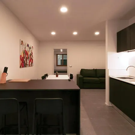 Hosting Studio - 2 Apartament