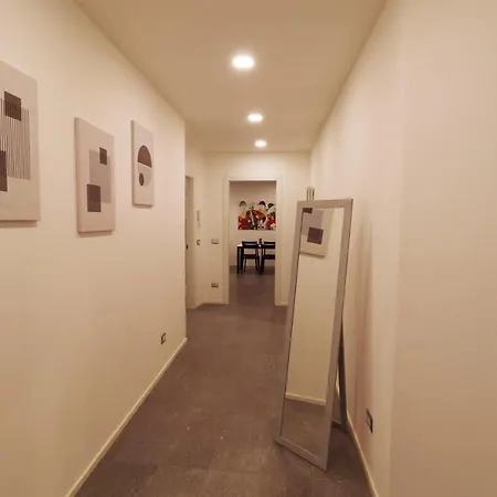 Apartament Hosting Studio - 2 *